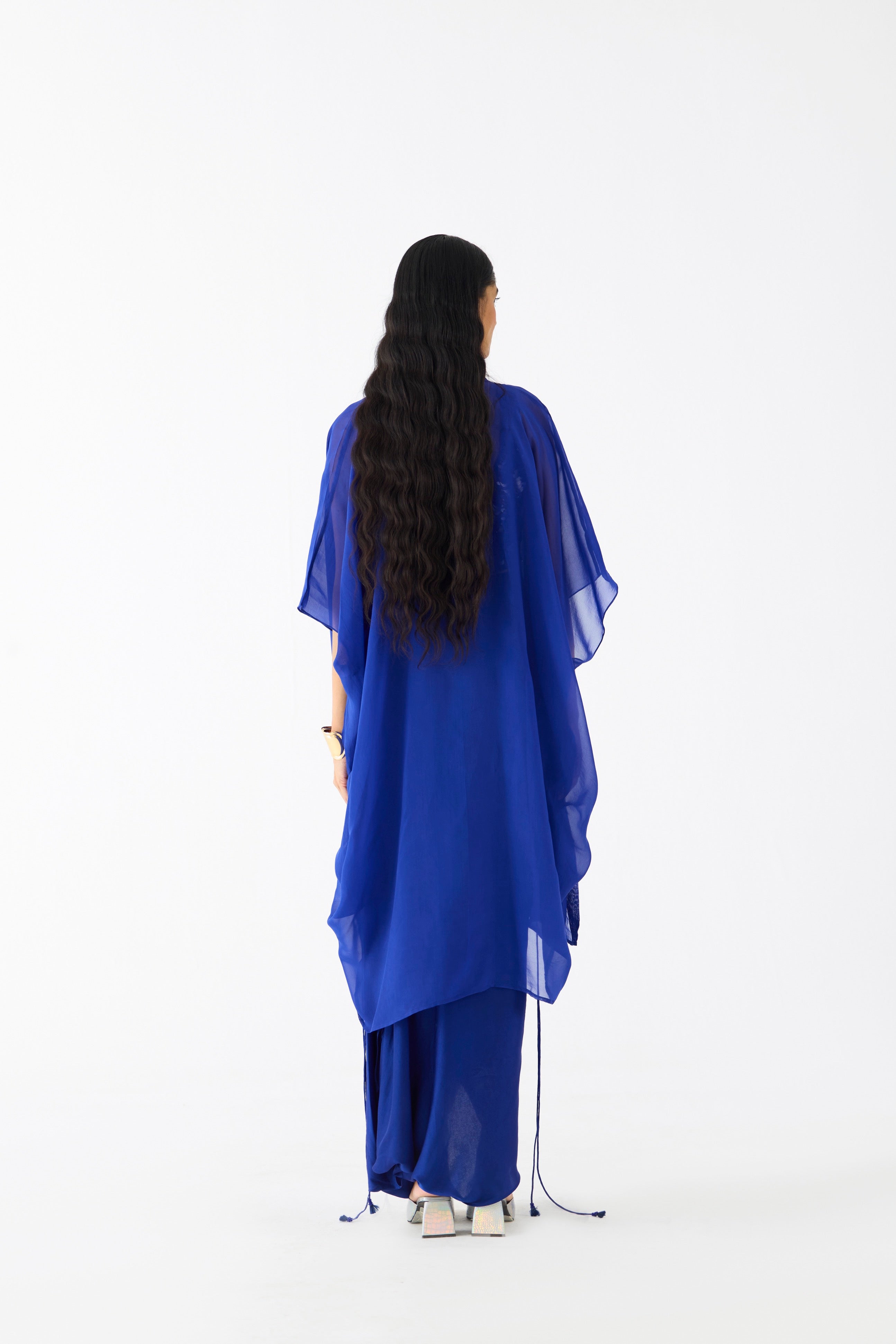 ROYAL ORGANZA CAPE